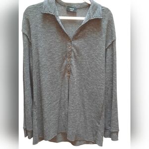 Vici Gray Long Sleeve V-Neck Women's Sweater Top